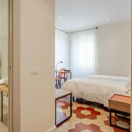 Pensjonat Amirooms 4*