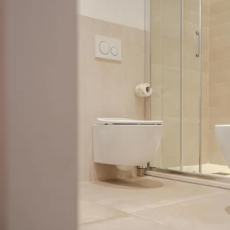 Pensjonat Amirooms 4*